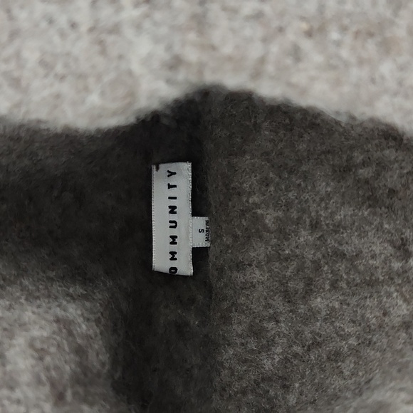 Aritzia Community Plutarch Wool yak blend Turtleneck sweater size S - Picture 5 of 10